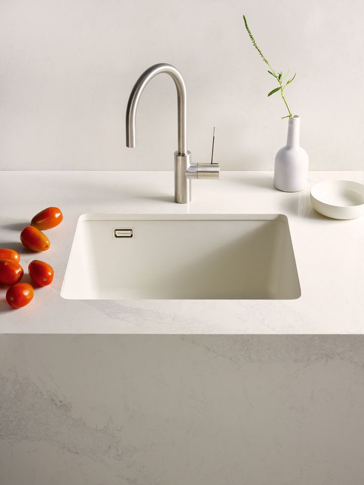 Caesarstone Pure White Sink Caesarstone Calacatta Nuvo Caesarstone Pure White Sink Caesarstone Calacatta Nuvo