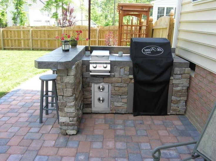 Lowe S Home Improvement On Instagram Get The Look Of An Expensive Outdoor Kitchen Without The Cost Diy Outdoor Kitchen Outdoor Kitchen Decor Outdoor Kitchen