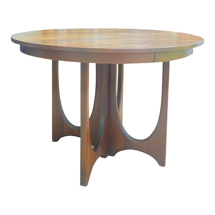 Broyhill Brasilia Round Dining Table With Leaves In 2021 Leaf Broyhill Brasilia Round Dining Table, 44 Round Dining Table With Leaf