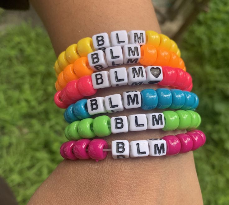 BLM bracelet for charity by madebybiancam on Etsy Pony bead bracelets