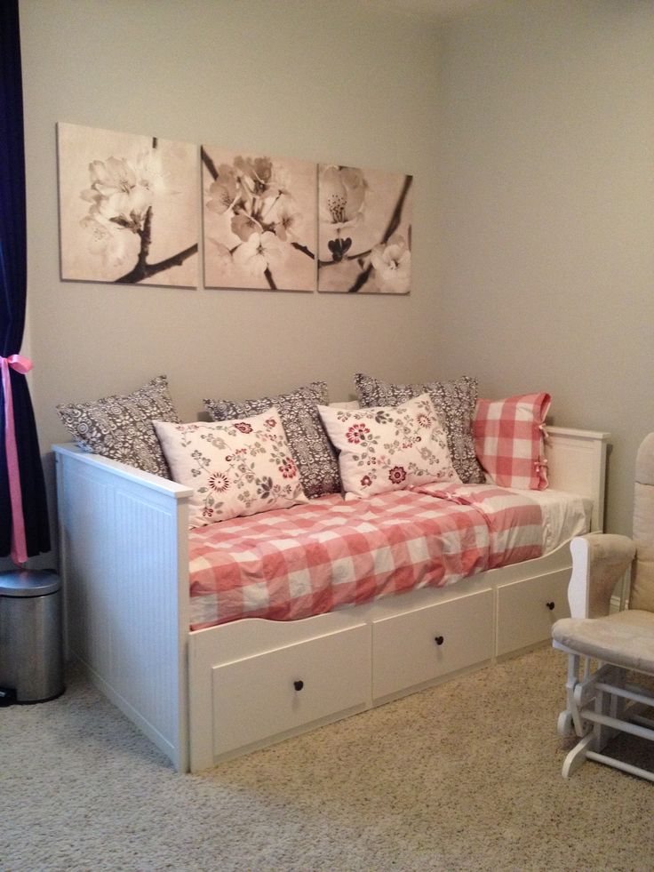 Ikea Hemnes Day Bed Twin Becomes King Queen Sheets Because The Two Mattresses Are Thin Hayallerdeki Odalar Tasarım Oda Ikea Hemnes Day Bed Twin Becomes King, Twin To King Convertible Bed Ikea
