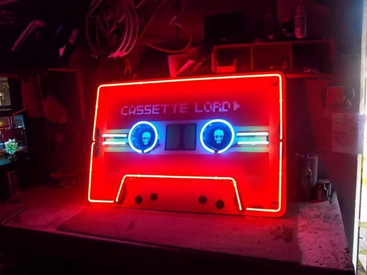 Best 25+ Custom neon signs ideas on Pinterest Custom neon lights, Neon signs and Neon lights ...