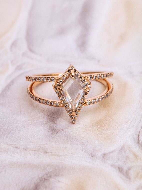 Unique Engagement Rings Modern Wedding Unique Engagement Rings Modern Wedding Alternative Brides Will Love Edgy Ring Styles Diamond Studd