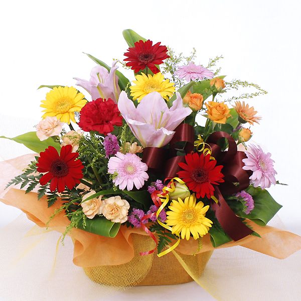 ガーベラ入りのフラワーアレンジメント A Flower Arrangement With Gerberas 10月の花 フラワーアレンジメント ガーベラ ガーベラ入りのフラワーアレンジメント A Flower Arrangement With Gerberas 10月の花 フラワーアレンジメント ガーベラ