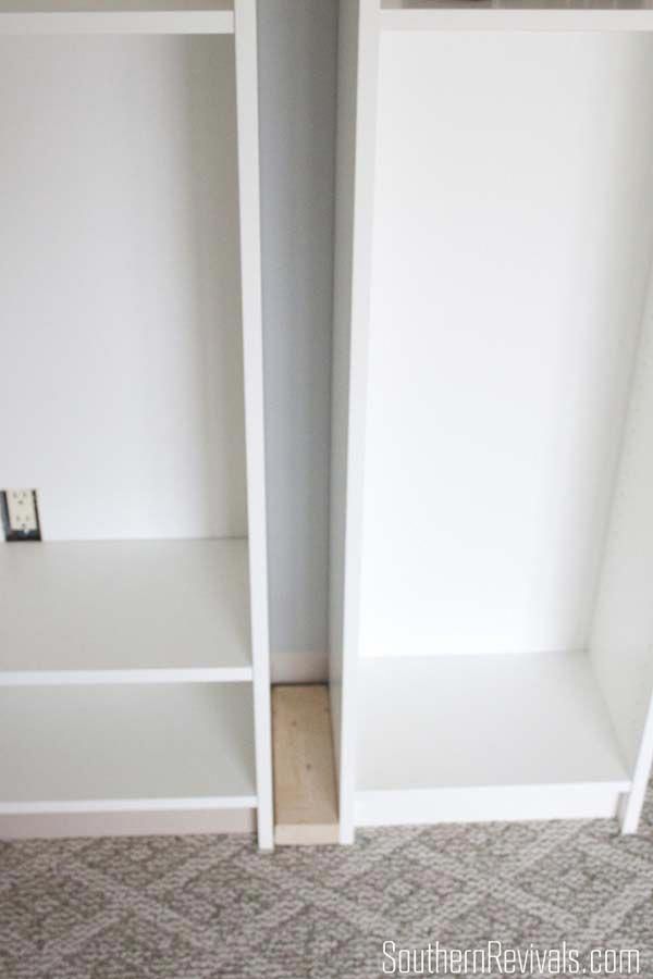 Office Makeover Part 1 Building In Billy IKEA Hack um mich daran zu erinnern, das Billy Bücherregal