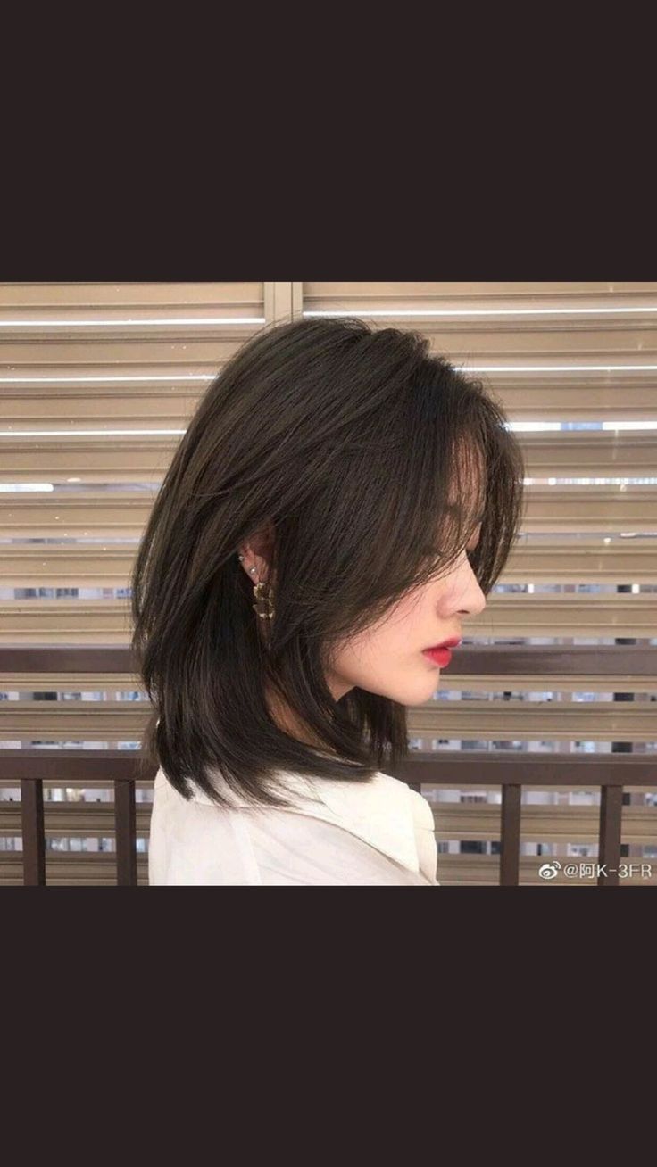 The 'Wolf Cut' Is Summer’s Coolest Take on the Shag Long hair styles, Haircuts s