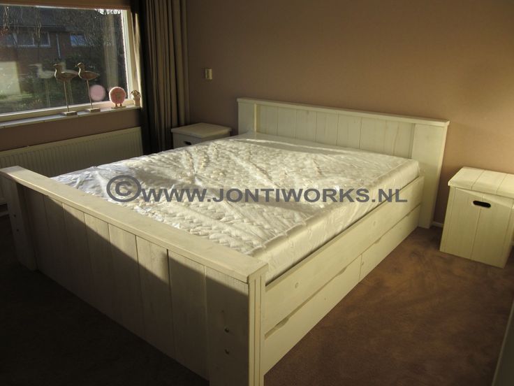 Steigerhout tweepersoonsbed met laden. | Bed met lade ...