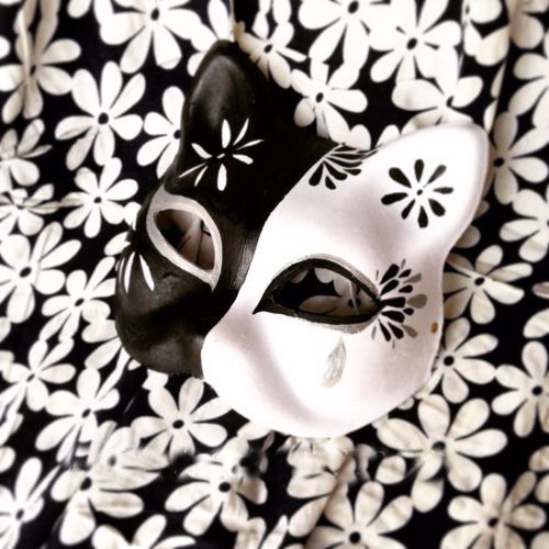 half face hand painted japanese fox mask kitsune black and white japanese for mask