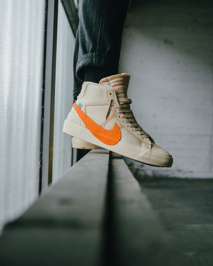 Off white x nike all hallows eve sale