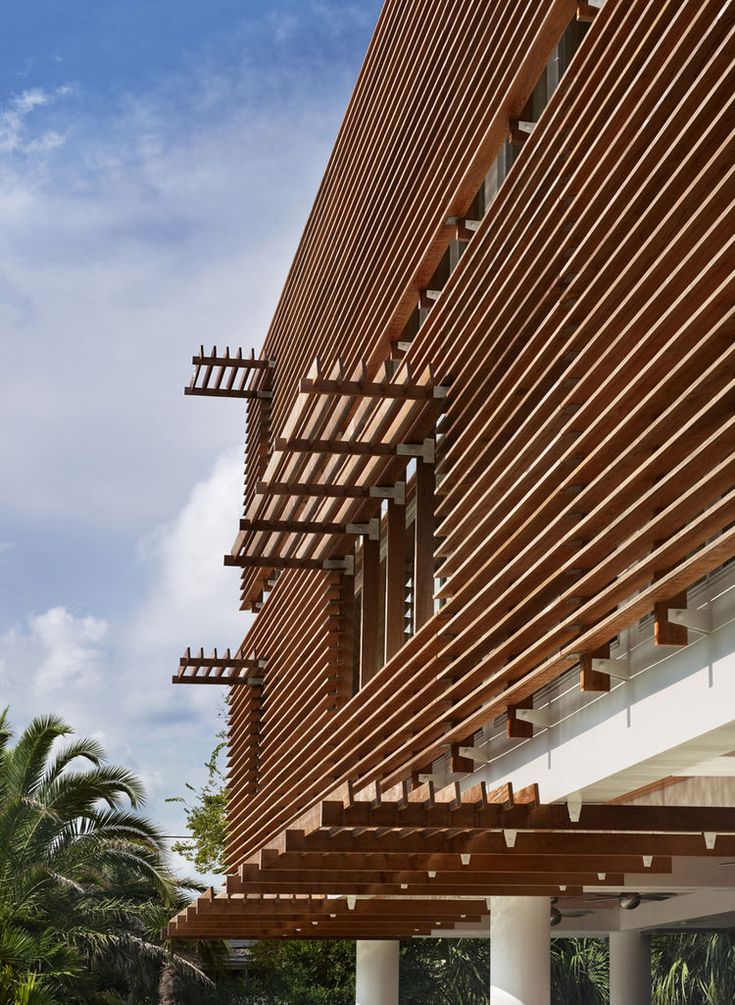 Modern Architecture Wood modern interpretation of a charleston single clad in ipe wood Modern Architecture Wood modern interpretation of a charleston single clad in ipe wood