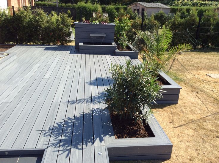 15 best Terrasse palette images on Pinterest Wooden decks - terrasse bois et pave 15 best Terrasse palette images on Pinterest Wooden decks - terrasse bois et pave
