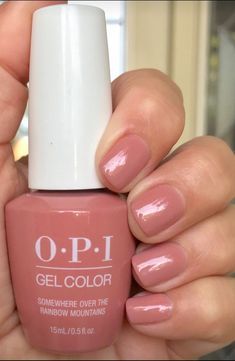 What Colors are for August