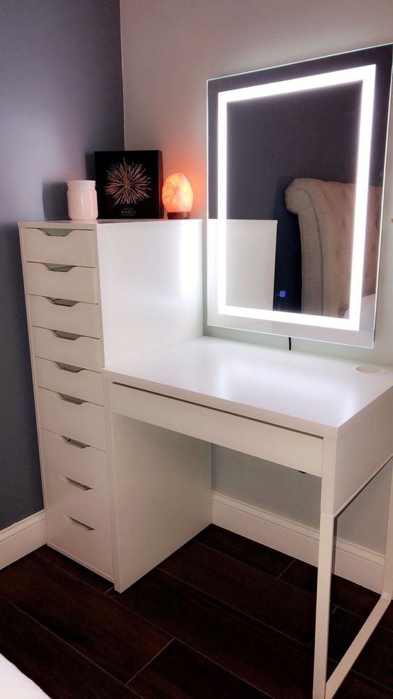 Miraculous Tips Floating Shelves Firepl Yatak odası iç mekan, Yatak