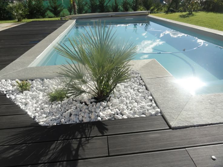 terrasse piscine bois ou pierre Idées pour la maison Pinterest - piscine en bloc a bancher terrasse piscine bois ou pierre Idées pour la maison Pinterest - piscine en bloc a bancher