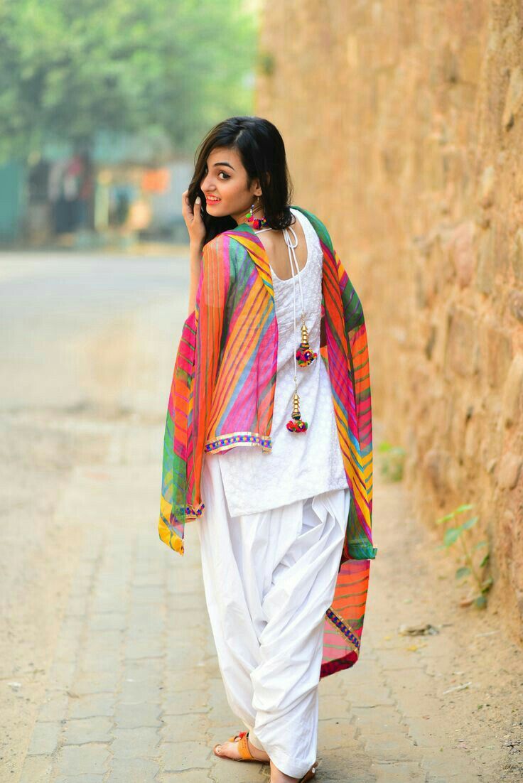 Pin by haniya malik on Fashion & style | Patiala suit designs, Patiala