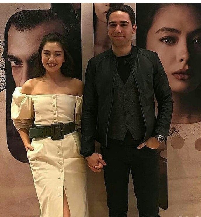 Neslihan Atagul Ve Kadir Dogulu Celebrities Favorite Celebrities Turkish Actors Neslihan Atagul Ve Kadir Dogulu Celebrities Favorite Celebrities Turkish Actors