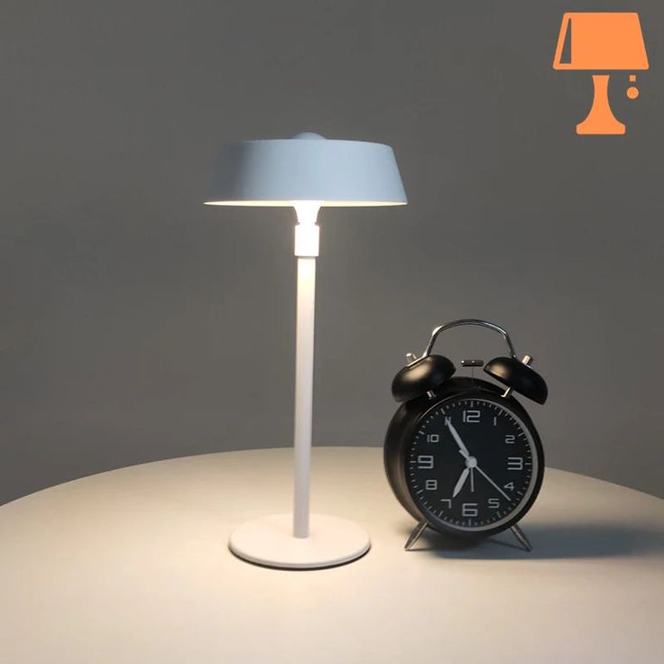 Lampe Sans Fil Tactile en 2023 | Lampe sans fil, Lampe de chevet design
