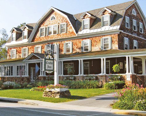Crafts Inn Wilmington Vt Usa Crafts Inn Wilmington Vt Usa