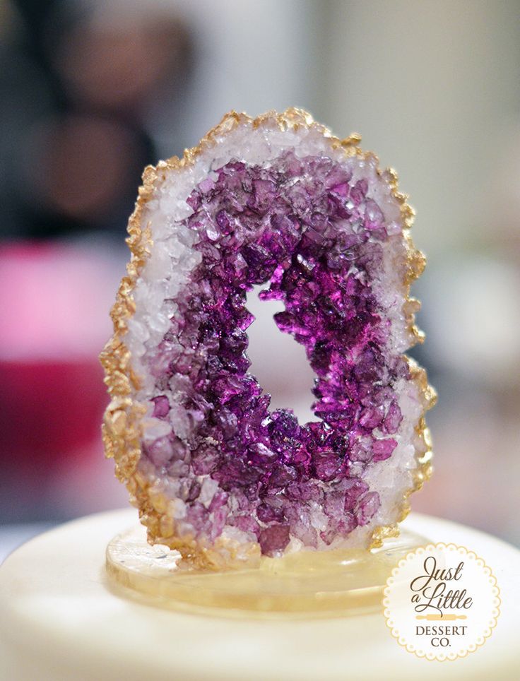 Geode That Looks Like A Slice Of Cake Geode That Looks Like A Slice Of Cake