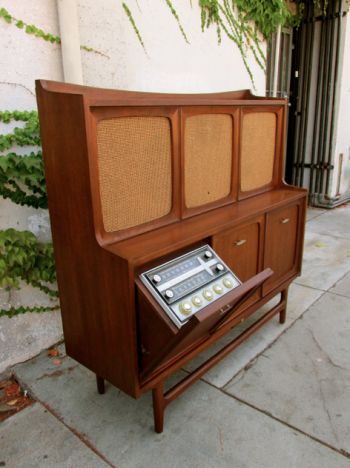 Best 25+ Stereo cabinet ideas on Pinterest | Ikea record ... Best 25+ Stereo cabinet ideas on Pinterest | Ikea record ...