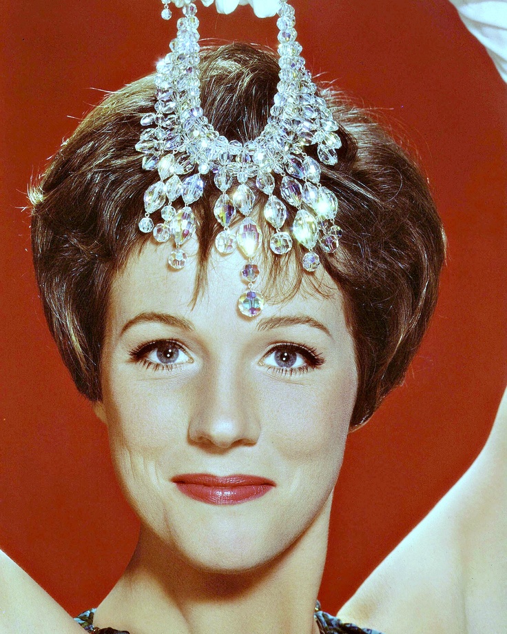 Julie Andrews - Supercalifradgilisticexpialidocious / A Spoonful Of Sugar Julie Andrews - Supercalifradgilisticexpialidocious / A Spoonful Of Sugar