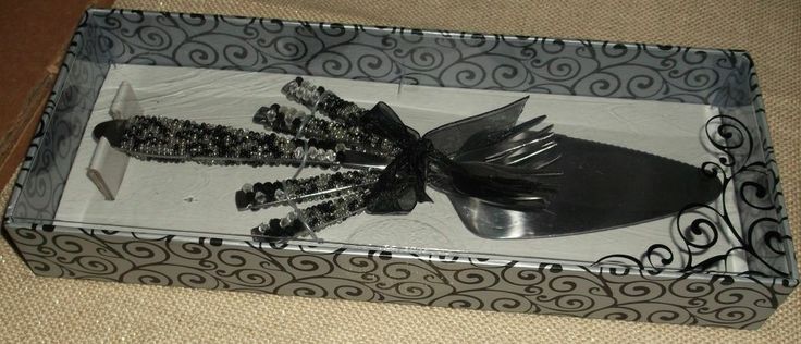 Wild Eye Designs Cake Serving Set Wild Eye Designs Cake Serving Set