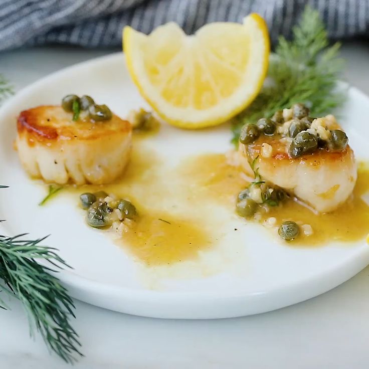 Pan Seared Scallops With Lemon Caper Sauce, 2020 Akşam Pan Seared Scallops With Lemon Caper Sauce, 2020 Akşam