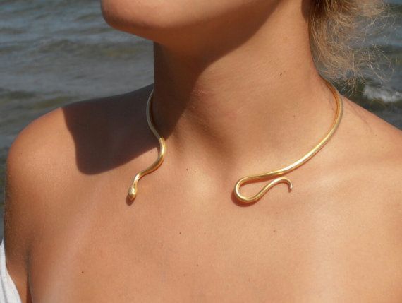 Amazing Single Loose Snake necklace ” Ofis ” by ConstantinosCollect #GoldJewelleryNeck… Amazing Single Loose Snake necklace ” Ofis ” by ConstantinosCollect #GoldJewelleryNeck…