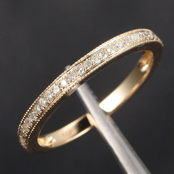 0.40 Carat Diamond Spiral enterinity for engagement 18karat white gold