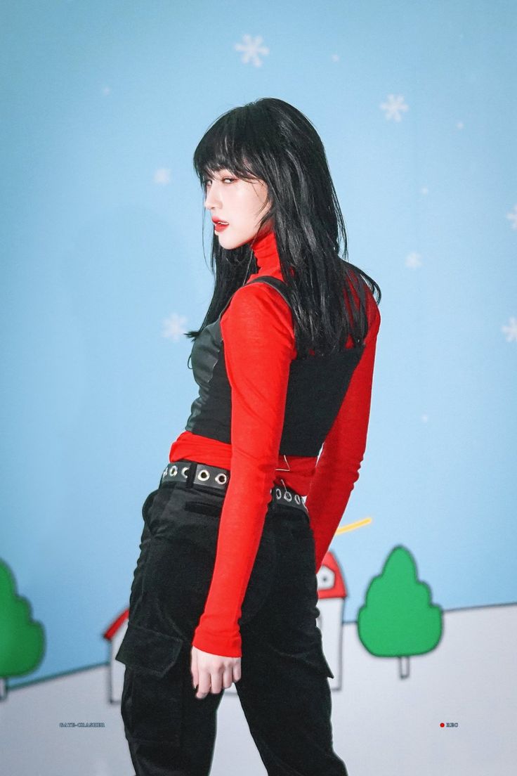 siyeon 2020 with images dream catcher lee si yeon siyeon 2020 with images dream catcher lee si yeon