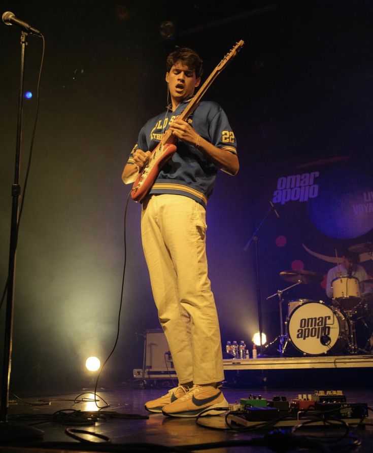 omar apollo omar omar love apollo aesthetic omar apollo omar omar love apollo aesthetic