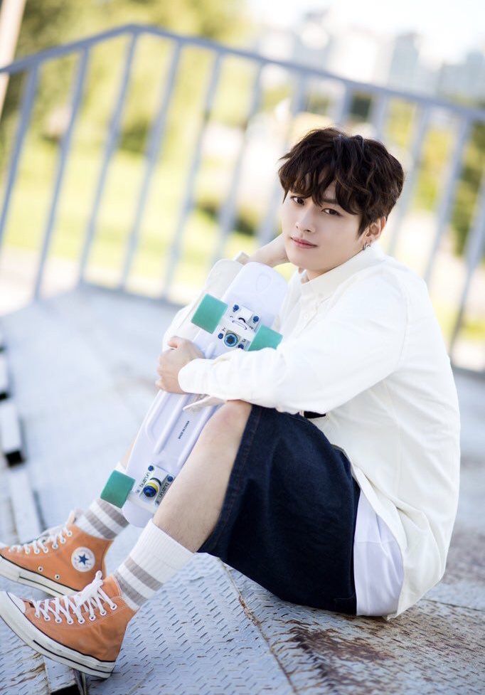 stray kids converse stray kids converse