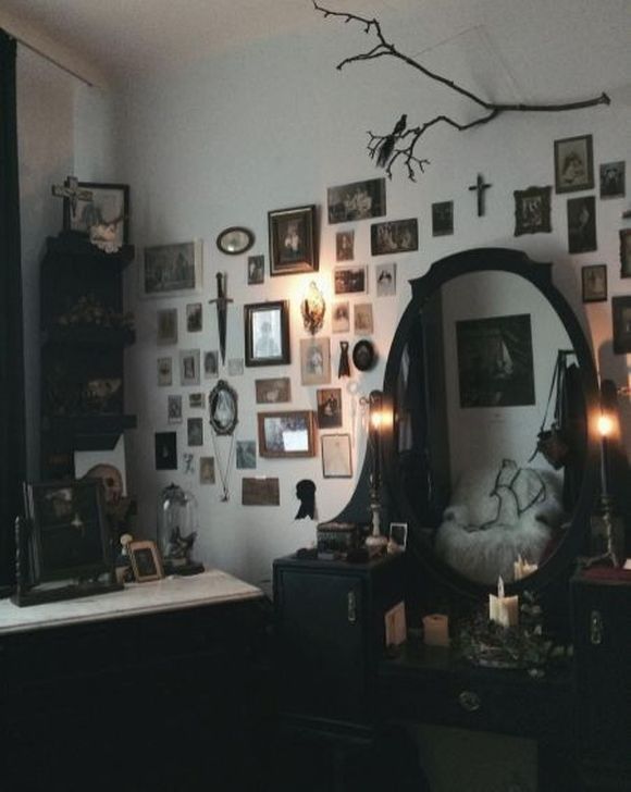 38 Latest Diy Home Decorations Ideas On A Budget For Apartment Gothic House Gothic Home Decor Goth Home Decor