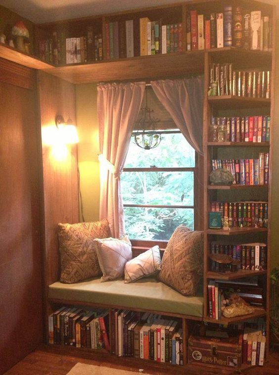 Reading Alcove, London, England photo via worman (Blue Pueblo)