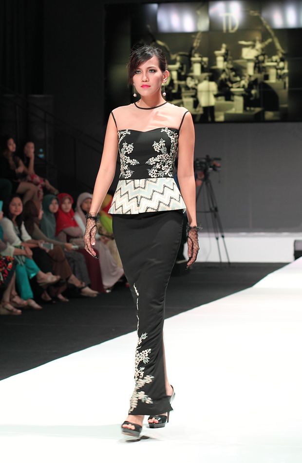 44 best Esmod Jakarta Fashion Festival 2013 images on Pinterest - invitation jakarta fashion week 44 best Esmod Jakarta Fashion Festival 2013 images on Pinterest - invitation jakarta fashion week