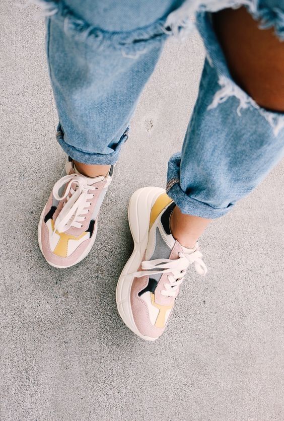 Cremefarben | Schoenen, Witte gympen, Gympen vrouwen Cremefarben | Schoenen, Witte gympen, Gympen vrouwen