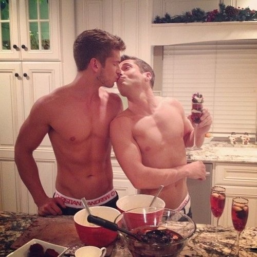free gay shemail oral 2 trannys on 1 boy