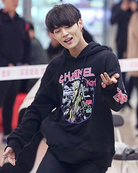 lim sejun victon 1996 180cm vocal victon lim sejun victon 1996 180cm vocal victon