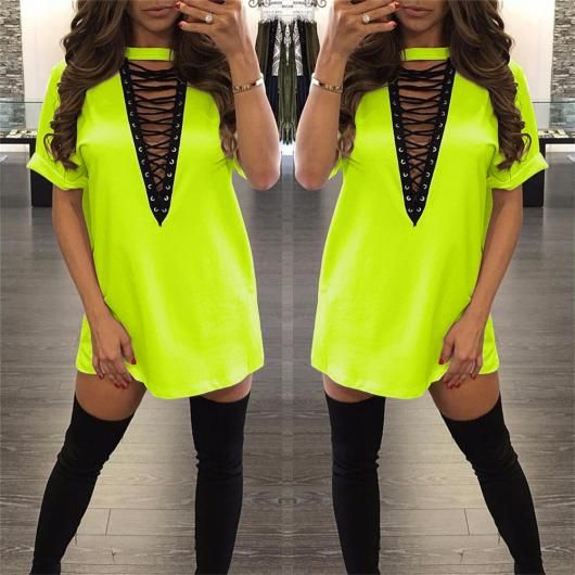 beautiful neon night outfits lyrics