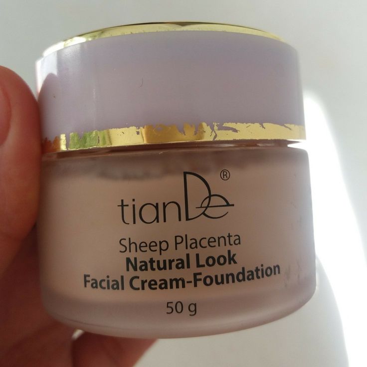 Cremă de uniformizare a tenului cu SPF 50+ PA+ Skin Tone Up Total Cream, 40 ml, Thank You Farmer
