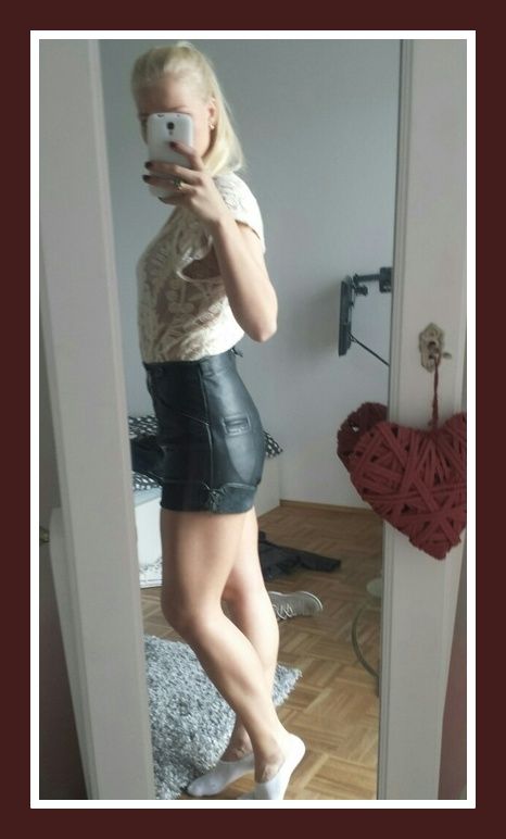 Girls In Lederhosen Girls In Lederhosen