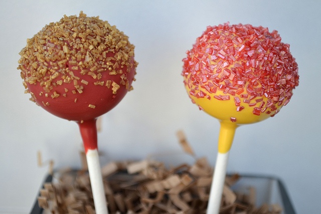 Redskins Cake Pops Redskins Cake Pops