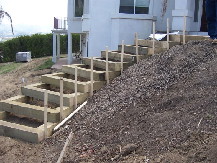 Best 25+ Landscape Timbers Ideas On Pinterest Landscape Timber landscaping on a slope ideas | Here are some photos of landscape timbers stairs from one - Best 25+ Landscape Timbers Ideas On Pinterest Landscape Timber