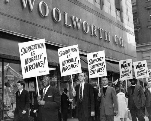 racial discrimination in america during the 1950s During this decade the country was hit by a series of riots, mostly in big cities blacks protested against bad schools, poor housing, high prices and unequal treatment by the police in the 1968 olympic games two american medal winners held their closed fist in the air and in protest, turned away from the american flag during the ceremony. racial discrimination in america during the 1950s During this decade the country was hit by a series of riots, mostly in big cities blacks protested against bad schools, poor housing, high prices and unequal treatment by the police in the 1968 olympic games two american medal winners held their closed fist in the air and in protest, turned away from the american flag during the ceremony.