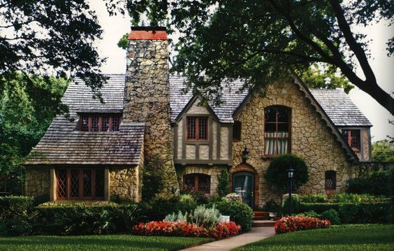 Designing the unique story of your home through authentic, timeless design and modern, innovative function. Dallas Interior Design & Worldwide E-Design