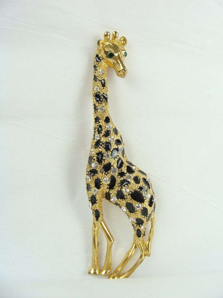 Vintage Giraffe with Rhinestone Eyes Signed pin brooch
