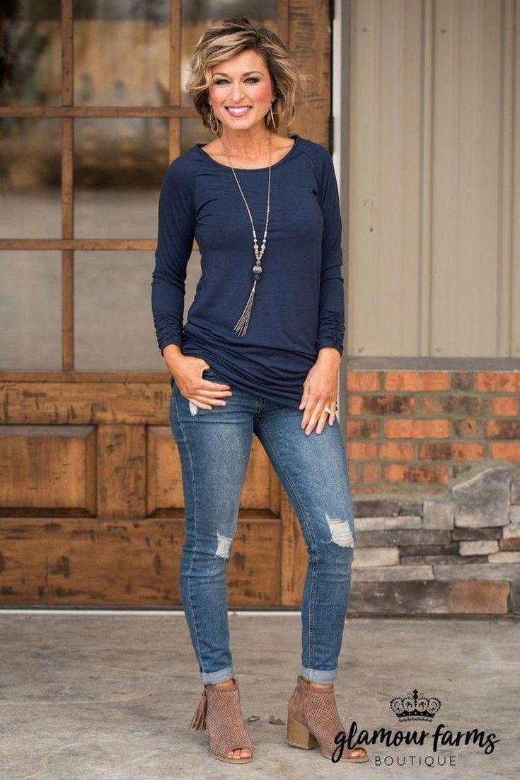 Cool 49 Rustic Fall Outfit Ideas For Women Over 40 Years fallfashionforwomenover50over40 Moda