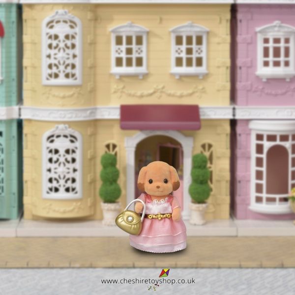 Sylvanian Families Town series fashion dress shop