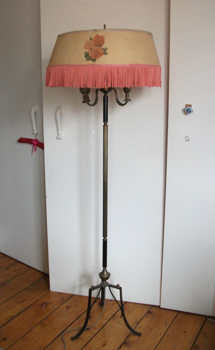 Retro Floor Lamp Shades >> Vintage 1930s 1940s Standard Lamp & Shade, GVC | eBay ... Retro Floor Lamp Shades >> Vintage 1930s 1940s Standard Lamp & Shade, GVC | eBay ...