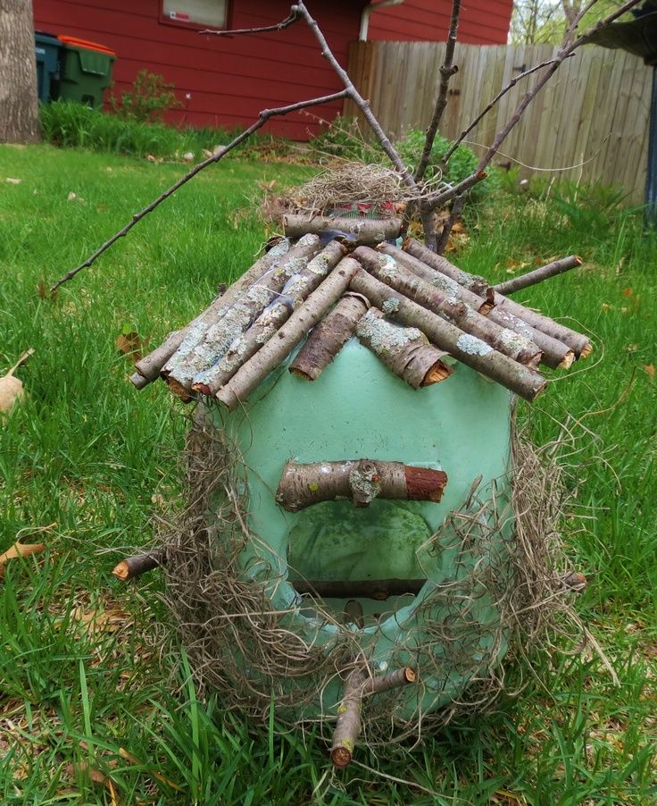 Milk jug crafts, Recycled art projects